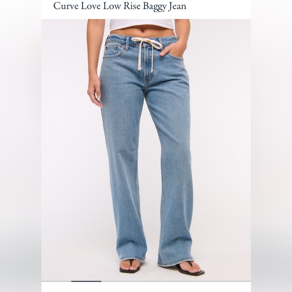 Abercrombie & Fitch Curve Love low rise baggy jean size 26 regular